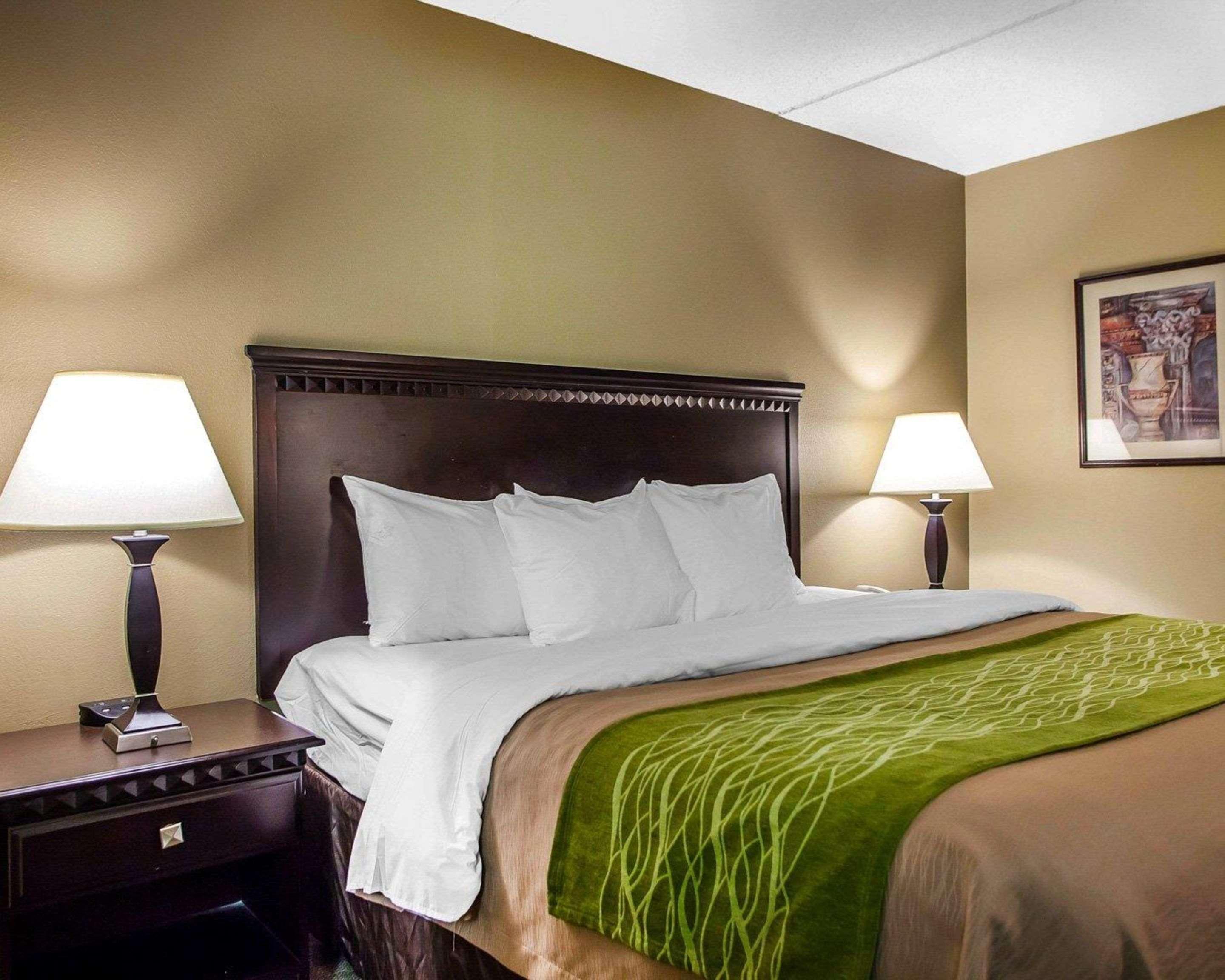 Comfort Inn Edison - New Brunswick Exterior foto