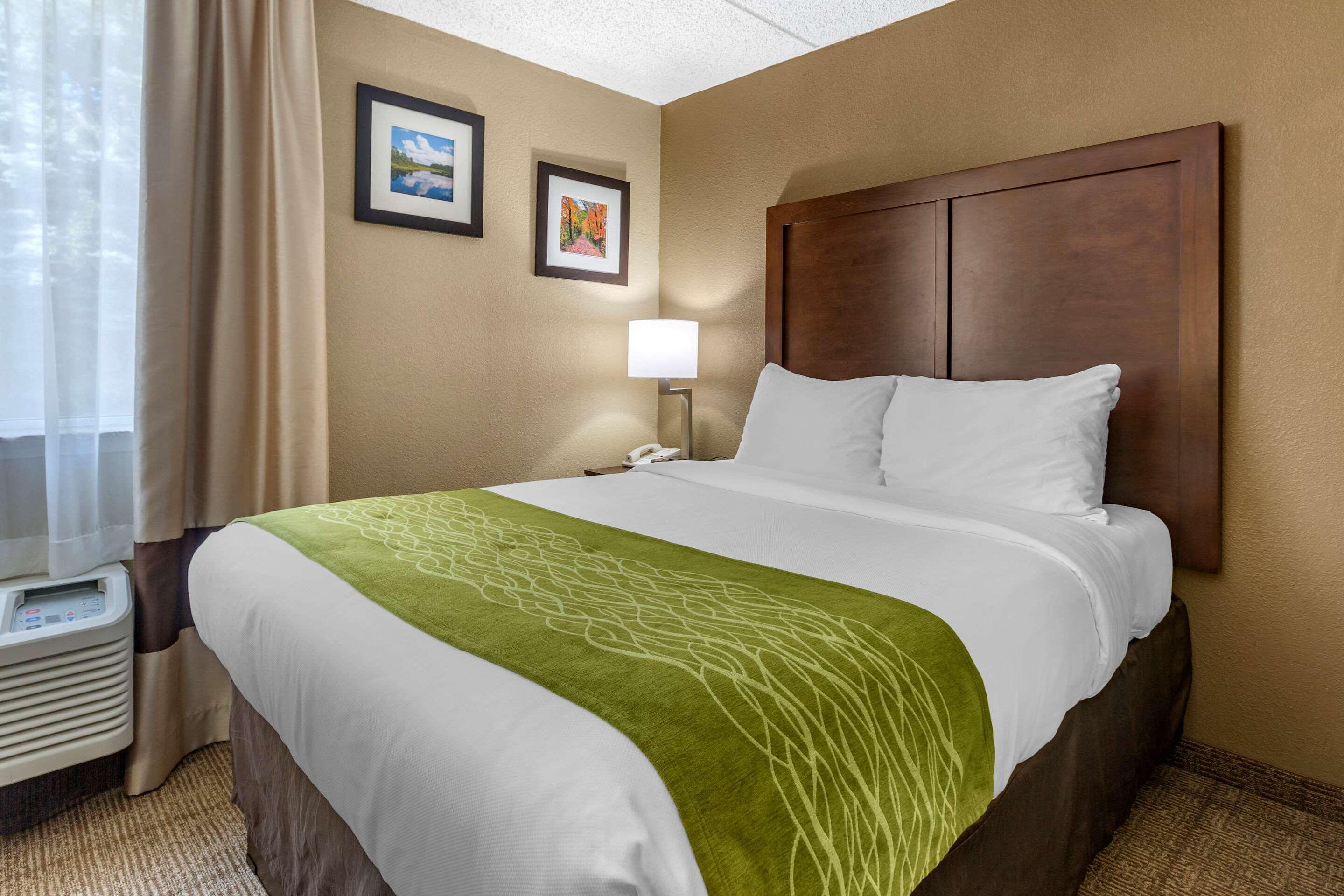 Comfort Inn Edison - New Brunswick Exterior foto