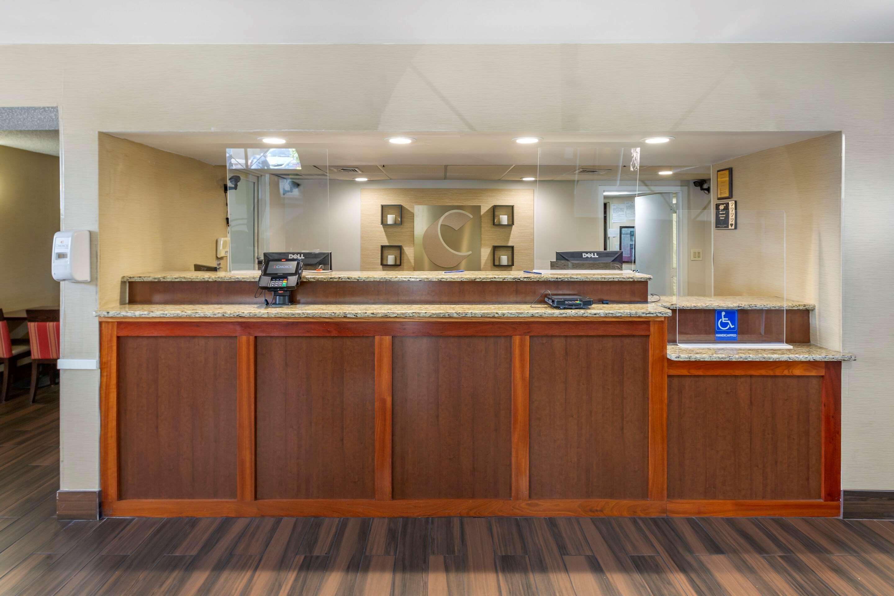 Comfort Inn Edison - New Brunswick Exterior foto